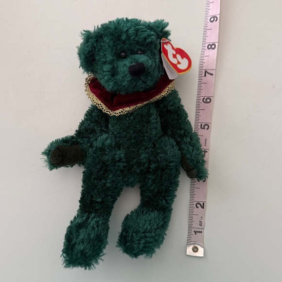 Retired 1993 Attic Treasures Laurel the Bear “Happy Holly-days” -Jointed Limbs - Picture 4 of 9